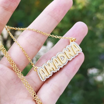 GoldButterfly Nombre Personalizado Collar para las Mujeres Personalizado Burbuja Nombre Collar de Letras Iniciales de Cristal Colgante en Cursiva Fuente